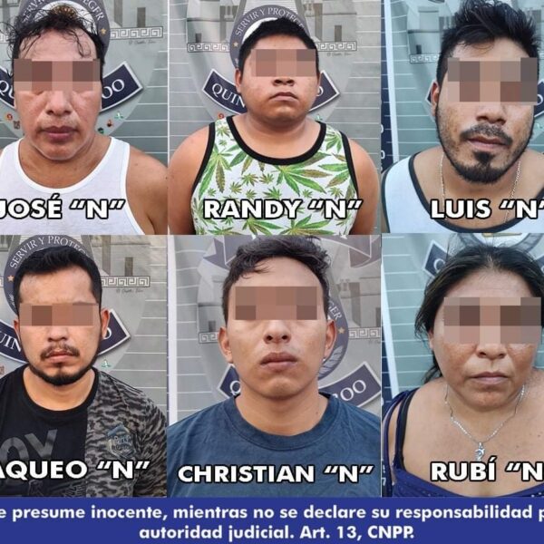 Detenidos por vender droga en un parque en Playa del Carmen.