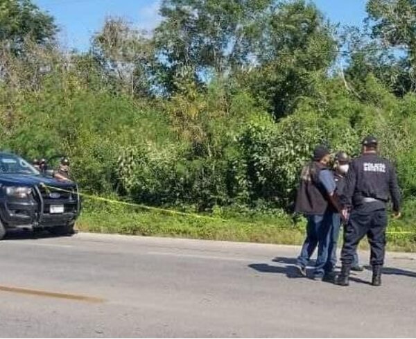 Ejecutan a sujeto en la carretera libre Mérida-Cancún.