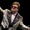 Elton John cancela sus conciertos tras dar positivo a Covid-19