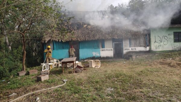 Se queman oficinas del Fondo Regional Indígena en FCP.