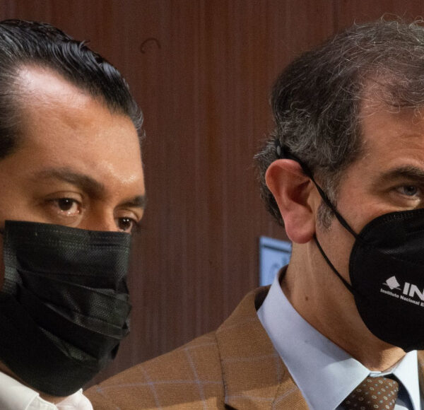 “Denuncia por acciones legales, no por pensar diferente”, responden al INE