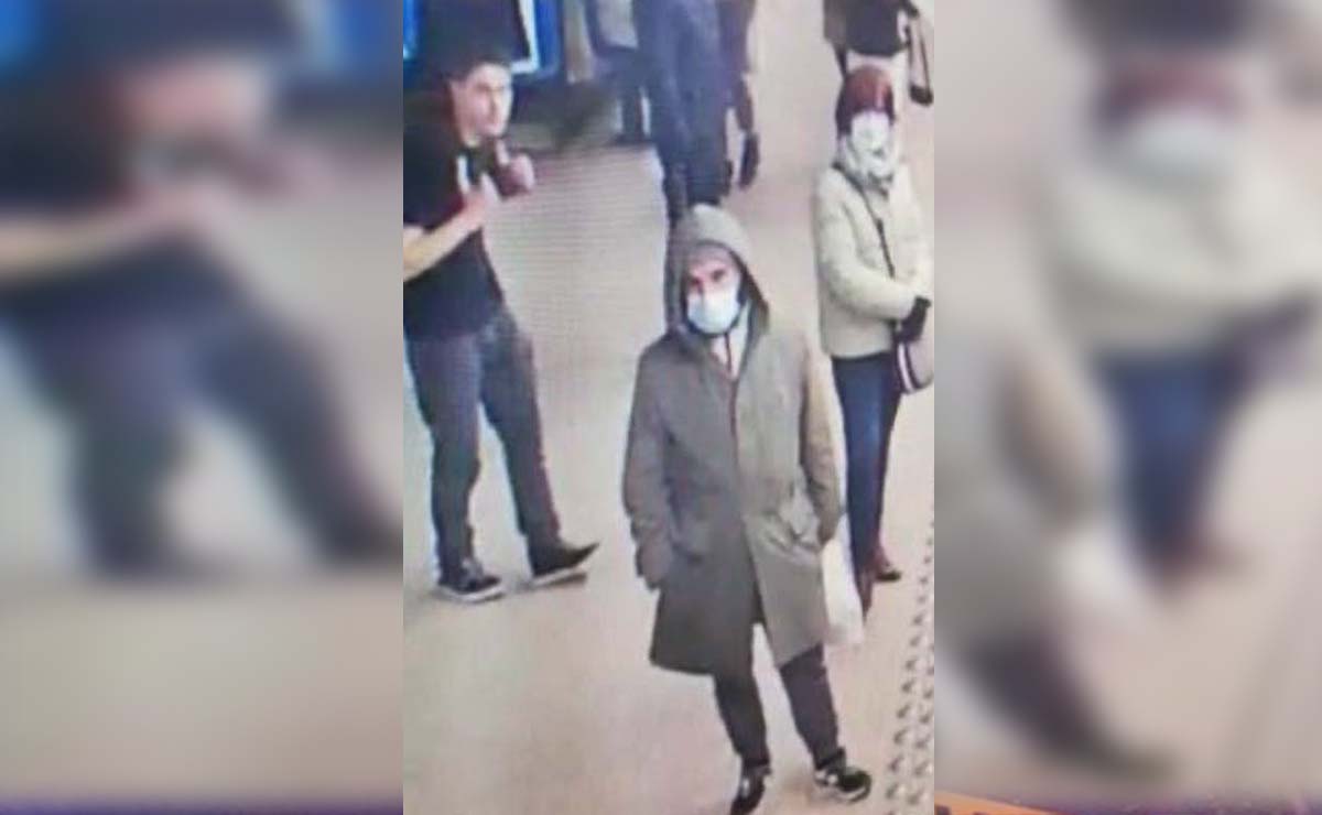 Terrible, hombre arroja a mujer a vías del metro