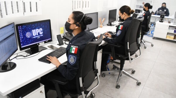 Con tecnología de punta, la Unidad de Policía Cibernética protege a la gente