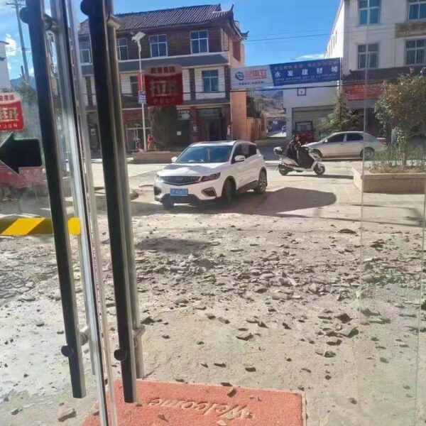 Sacude sismo de 5.5 a la provincia China de Yunnan.