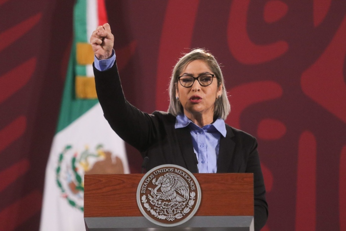 Victoria Arredondo Lami señaló que es hija de padres petroleros y que tiene más de 29 años trabajando en la empresa.