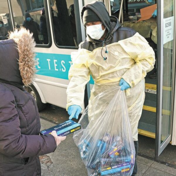 Aclara la OMS: Flurona no eleva riesgo de mutación del Covid-19