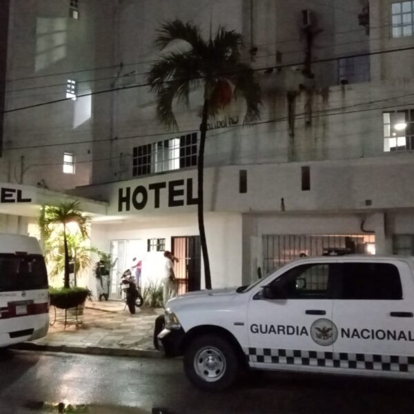 Aseguran a grupo de indocumentados en un hotel de la Uxmal.