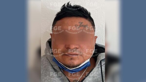 Cae sujeto con un kilo de cocaína en muelle de Cozumel.