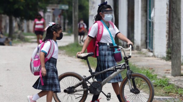 Yucatán cancela clases presenciales por avance de variante Ómicron