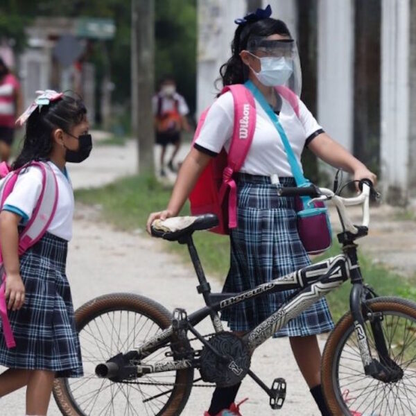 Yucatán cancela clases presenciales por avance de variante Ómicron