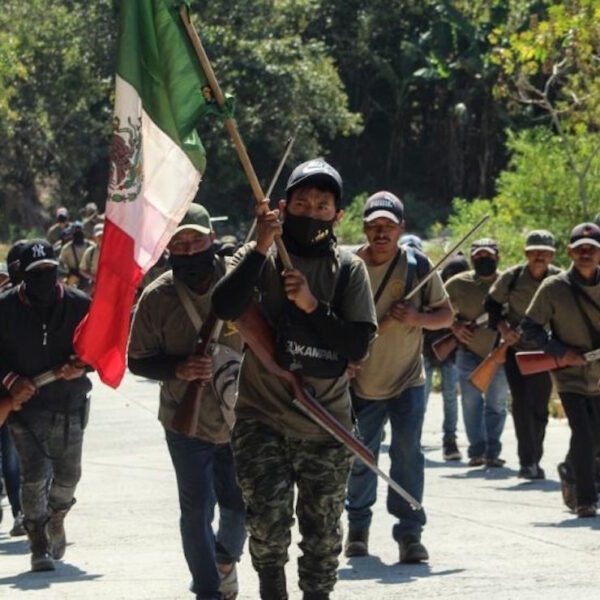 Comunidad exige seguridad, salud y educación, sino darán armas a mujeres y niños