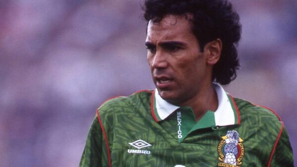 Hugo Sánchez: "si no fuera mexicano sería campeón del mundo"