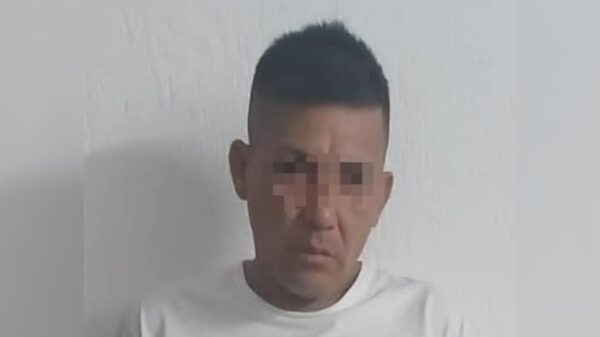 Detienen a presunto clonador de tarjetas en Playa del Carmen.