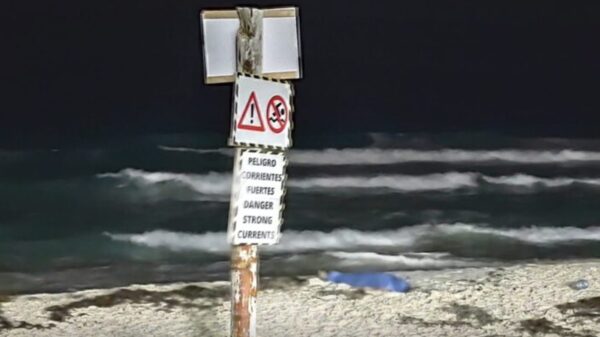Turista muere ahogado en la zona de Punta Cancún.
