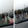 Manifestantes agraden a turista rusa en Oxchuc, Chiapas.