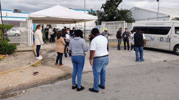 22 mil docentes han recibido el refuerzo contra el covid-19 en Q. Roo