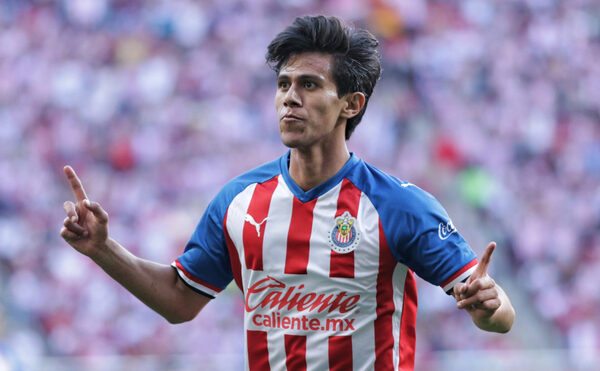 Liga MX: Jugador de las Chivas manda "mensajito" a Macías