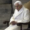 Benedicto XVI pide perdón por abusos y errores en sus cargos