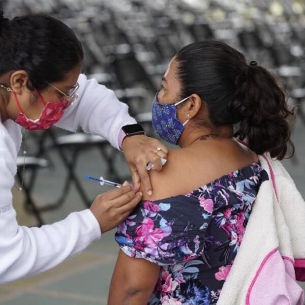 En 10 municipios de Quintana Roo, continúa la jornada de vacunación contra la covid-19