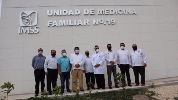 Inaugura el IMSS en Cancún nueva Unidad Médica Familiar