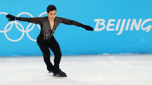 Brilla el patinador Donovan Carrillo en Beijing 2022!!