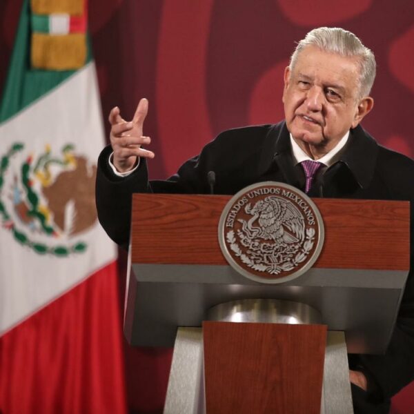 Advierte AMLO que pregunta de revocación es confusa