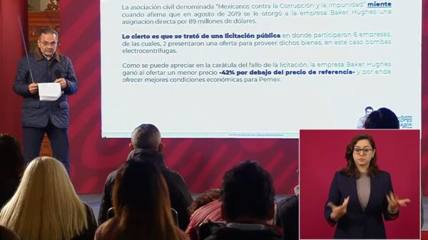 Campaña “en contra mía”, polémica sobre contratos de Pemex: AMLO