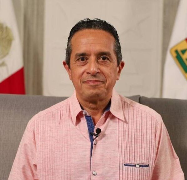 Se pronuncia Carlos Joaquín por conflicto entre Rusia y Ucrania.