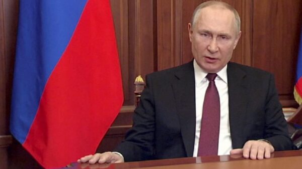 Anuncia Putin acción militar en Ucrania; quien se oponga “tendrá respuesta”