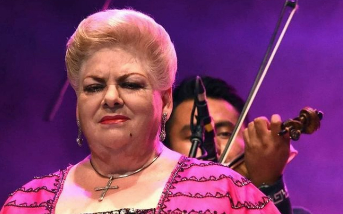 Revela Paquita la del barrio que "está luchando" por su salud