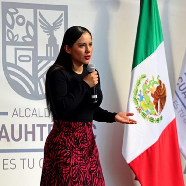 Sandra Cuevas acusada de robo y abuso de autoridad, faltó a audiencia