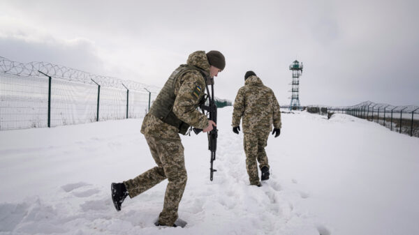Trasladará embajada a 32 familias mexicanas al sur de Ucrania: SRE