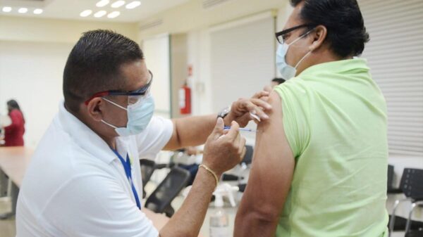 La vacunación contra la influenza estacional registra un avance del 86.12 por ciento