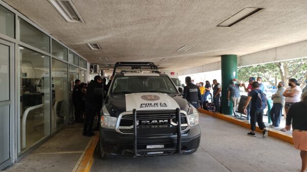 Balean a un cobrador colombiano de 'gota a gota' en Cancún (VIDEO).