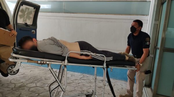 Apuñalan a adolescente en una cuartería de 'El Crucero'.