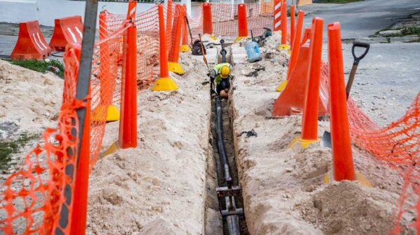 En colaboración con el Ayuntamiento de Benito Juárez, Aguakan amplía cobertura de agua potable y alcantarillado en Cancún