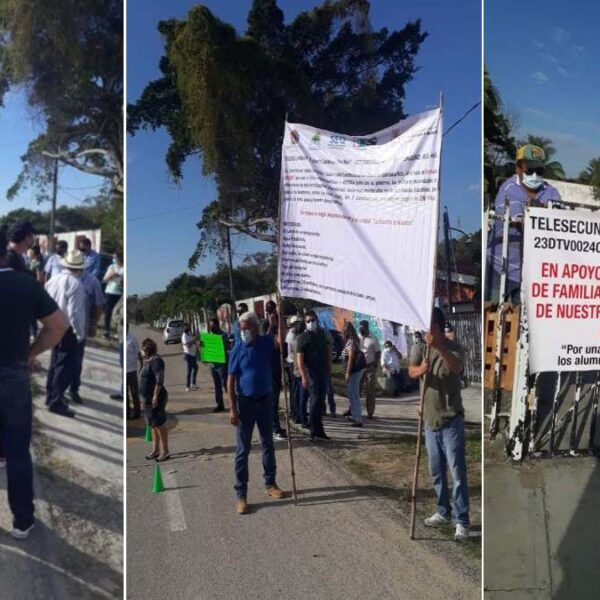Bloquean maestros carretera en Chetumal; protestan por escuelas en mal estado.