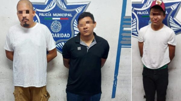 Sacan de las calles a tres narcomenudistas en Playa del Carmen.