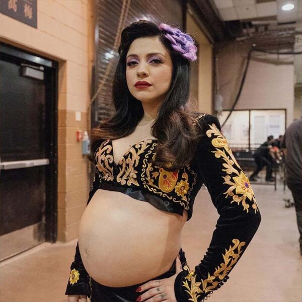 ¡Mon Laferte ya es mamá!