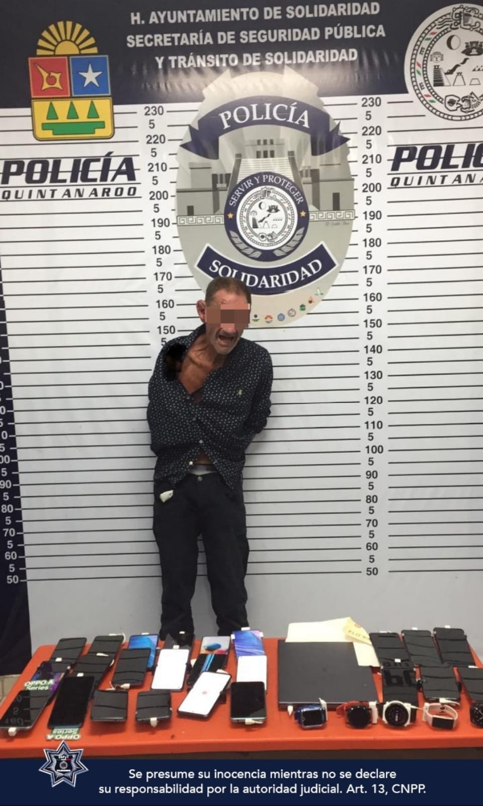 Frustran robo a tienda de telefonía en Playa del Carmen; Jeff “N” fue detenido dentro del negocio ubicado en Paseo Central y Avenida 115.