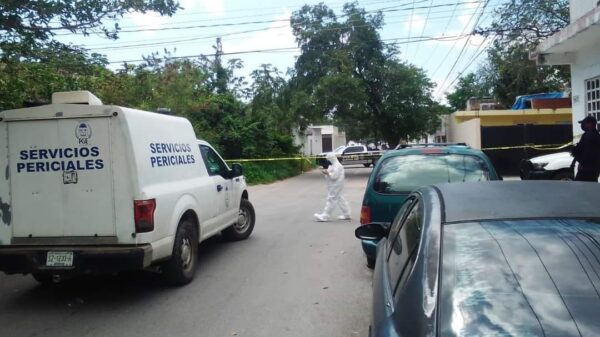 Hallan restos humanos embolsados en Playa del Carmen.