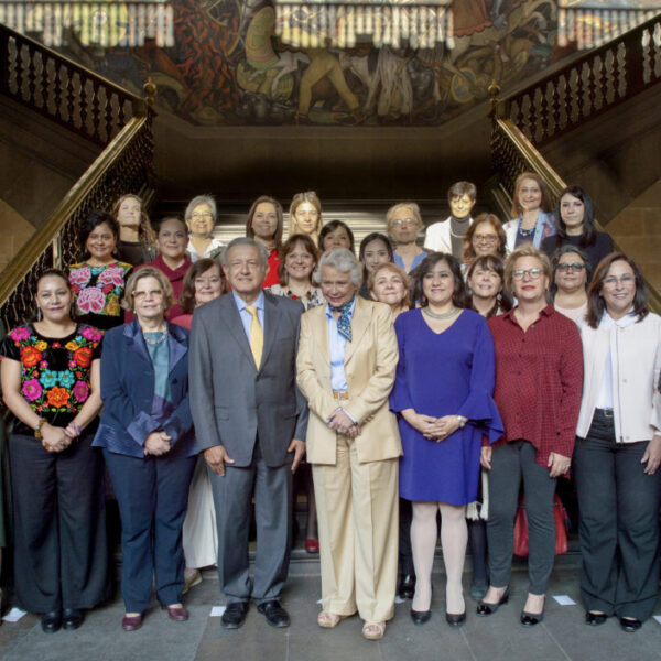 Llama AMLO a evitar violencia y provocaciones en el Día de la Mujer