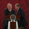 Agradece AMLO a Slim comentarios sobre ataques de IP contra gobierno