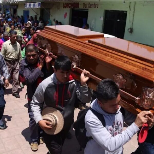 Purépechas ligan a exgobernador Silvano Aureoles a ejecuciones