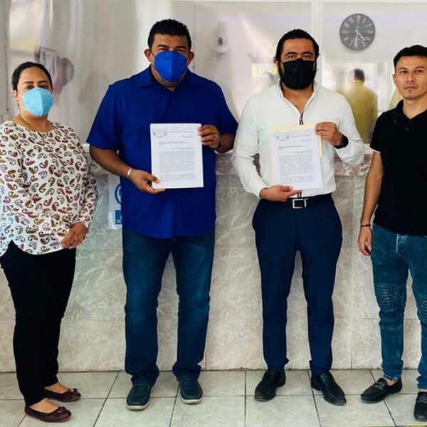 PAN y PRD rechazan "campaña negra" contra Laura Fernández