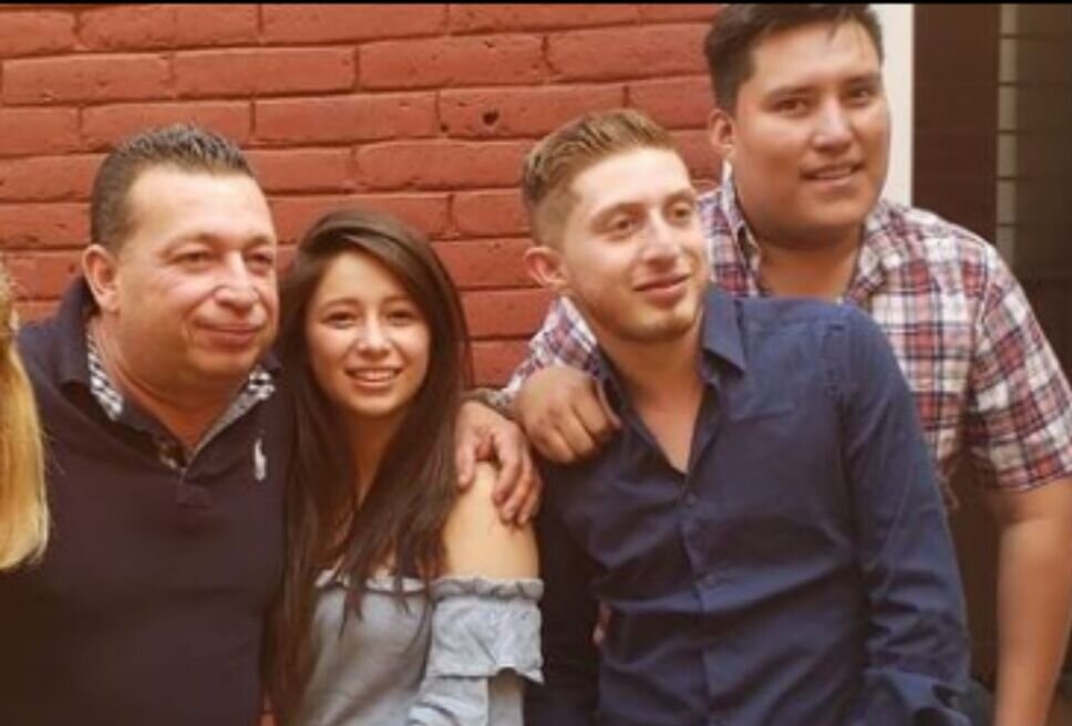 Captan a papá de Octavio Ocaña amenazando con pistola a chofer en Tabasco