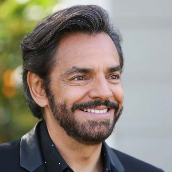 ¿Eugenio Derbez producirá la bioserie de "Chespirito"?