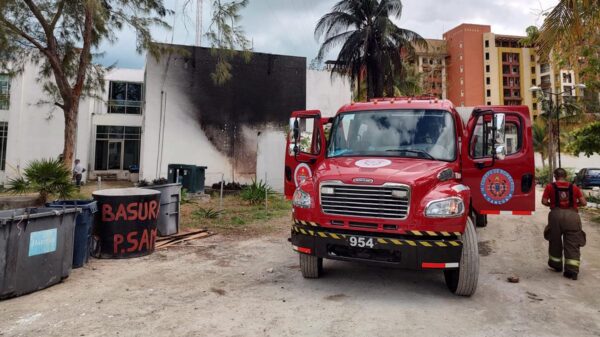 Explota transformador en oficina municipal de Isla Mujeres