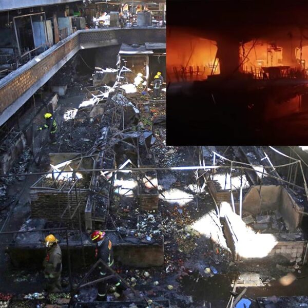 Arde mercado De San Juan de Dios en Guadalajara