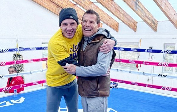 Julio César Chávez responde a las críticas de su hijo Omar